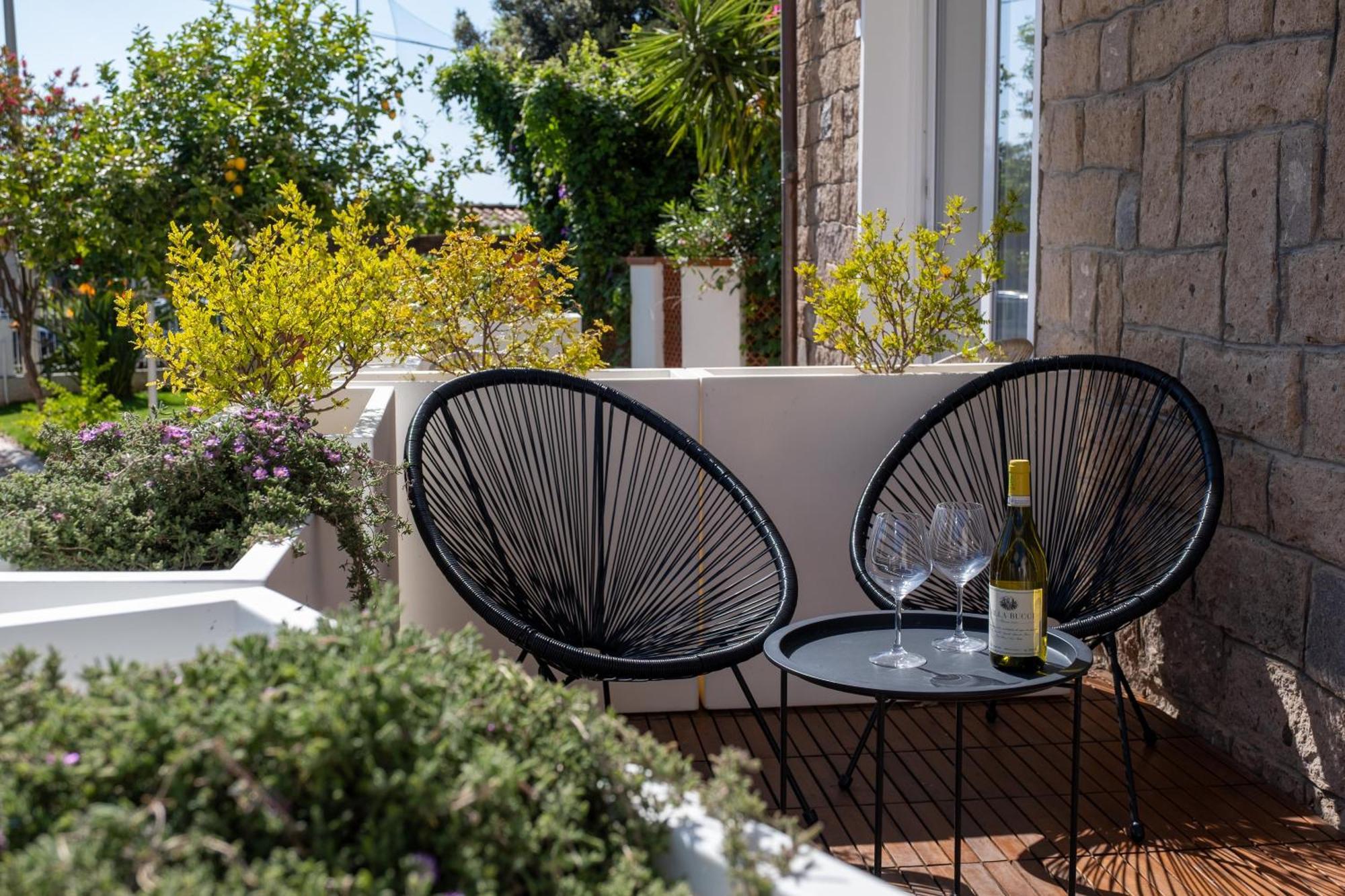 Nautika Suites Алгеро Екстериор снимка